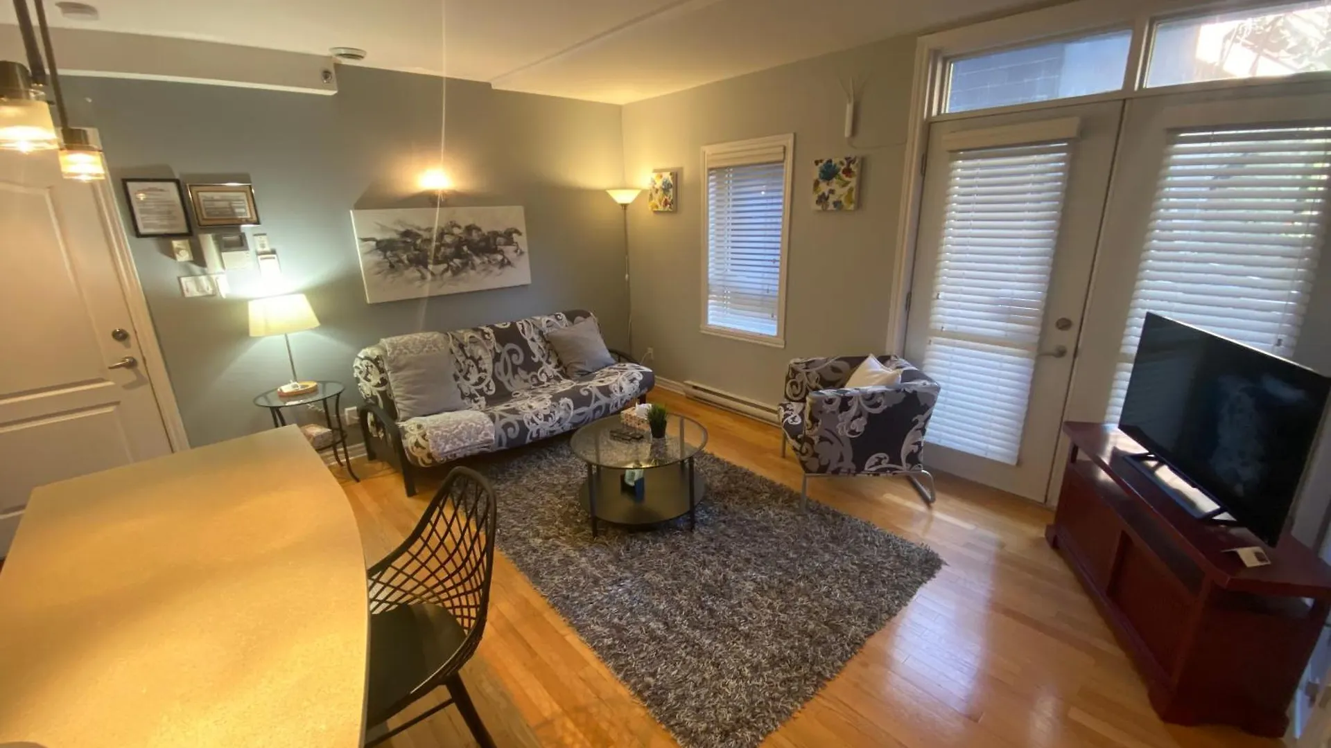 **** Appartement Apart Hotel Montreal by Les Terrasses Saint Urbain Canada