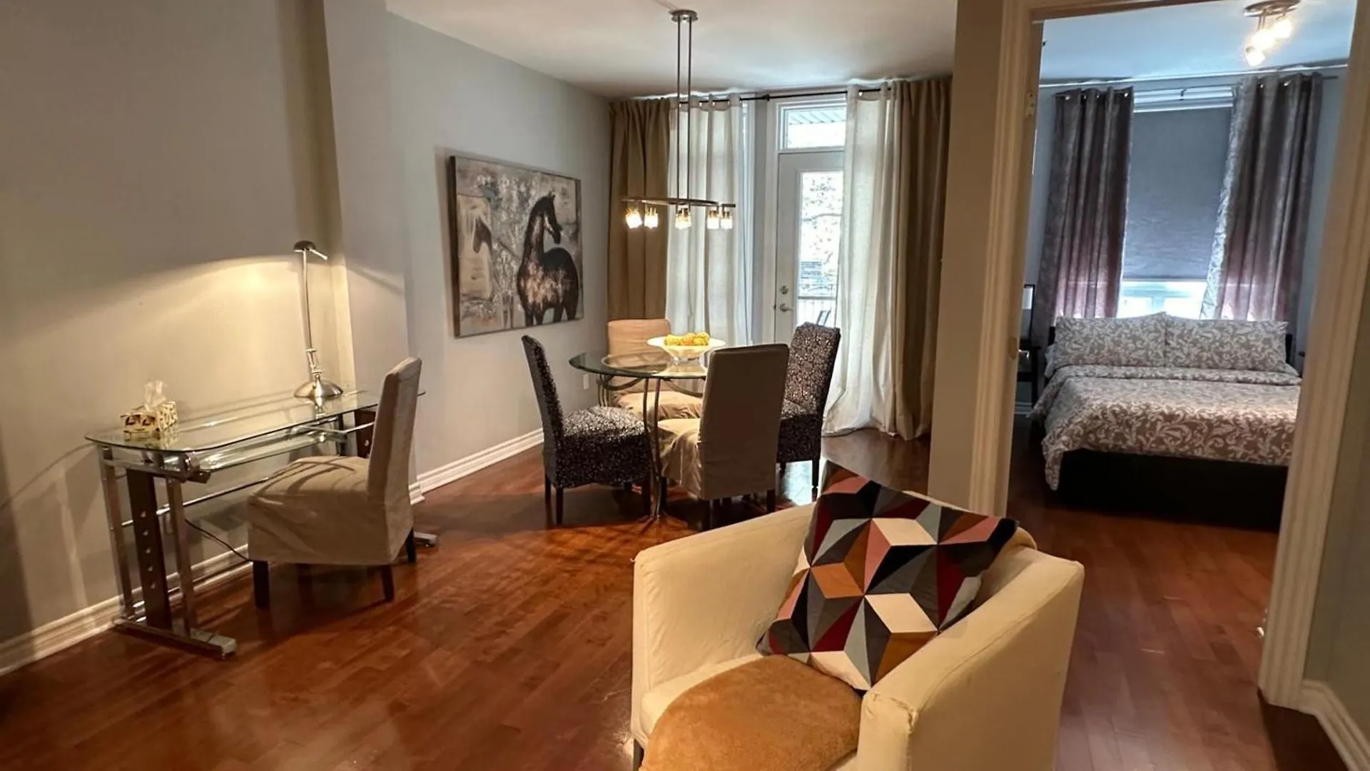Apart Hotel Montreal by Les Terrasses Saint Urbain Appartement