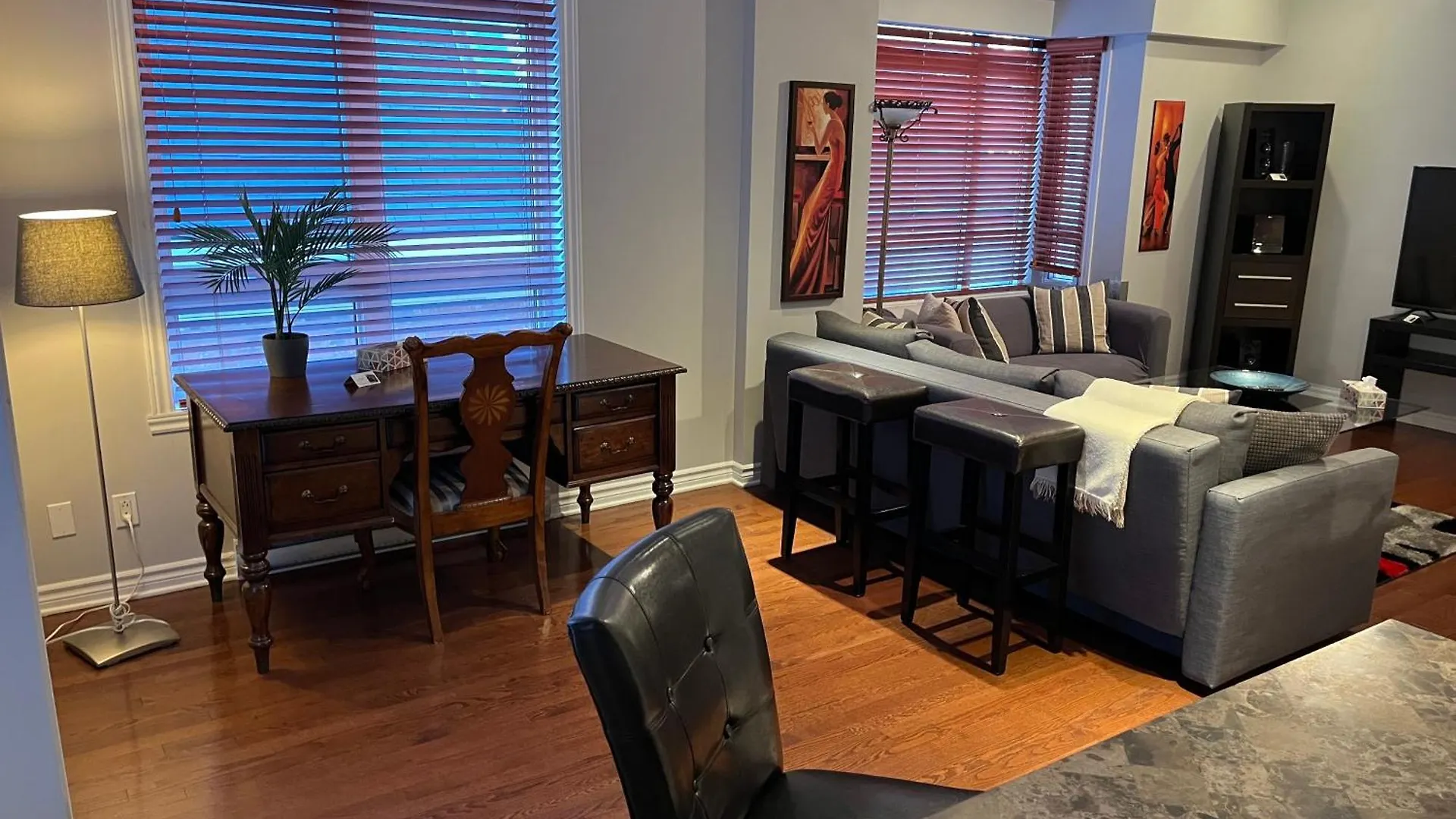 Apart Hotel Montreal by Les Terrasses Saint Urbain Canada