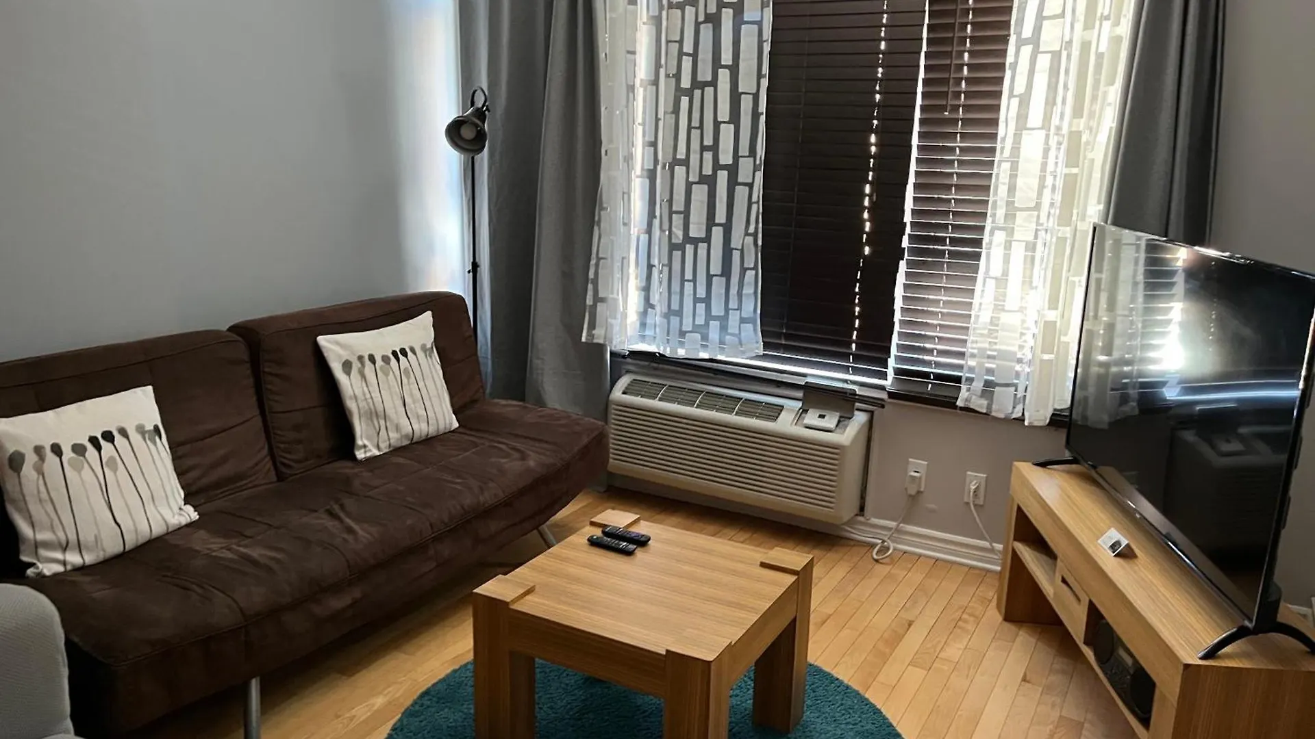 Apart Hotel Montreal by Les Terrasses Saint Urbain Appartement