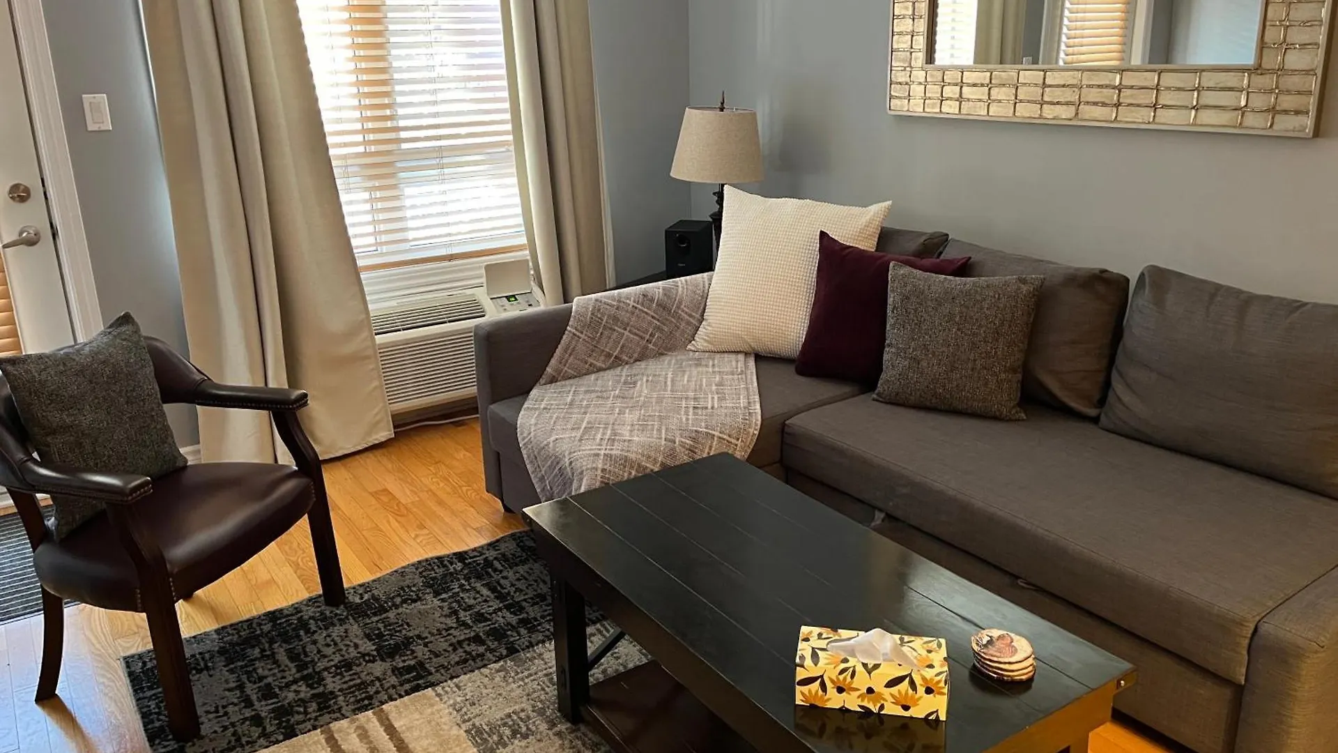 Appartement Apart Hotel Montreal by Les Terrasses Saint Urbain