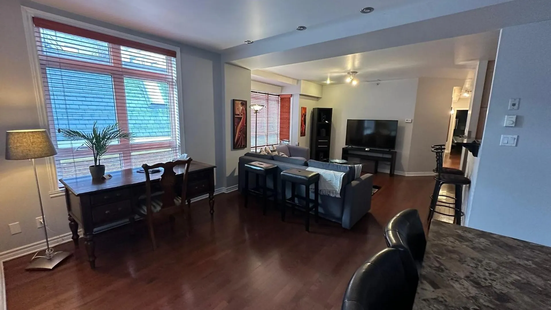 **** Apartment Aparthotelmontreal By Les Terrasses Saint Urbain 2225I2 Canada