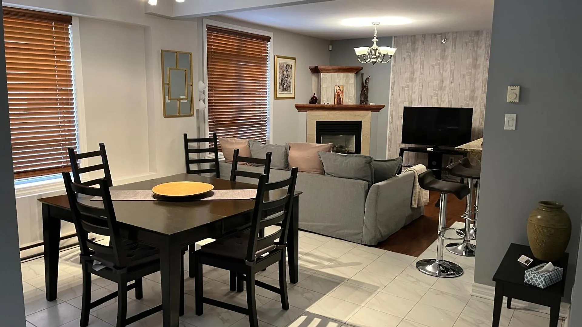 Aparthotelmontreal By Les Terrasses Saint Urbain 2225I2 Apartment Montreal
